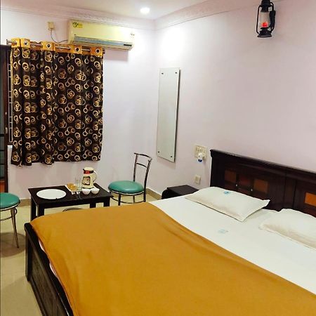 Sv Guest Rooms Visakhapatnam Exterior photo